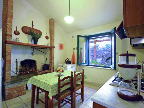 cucina attrezzata
